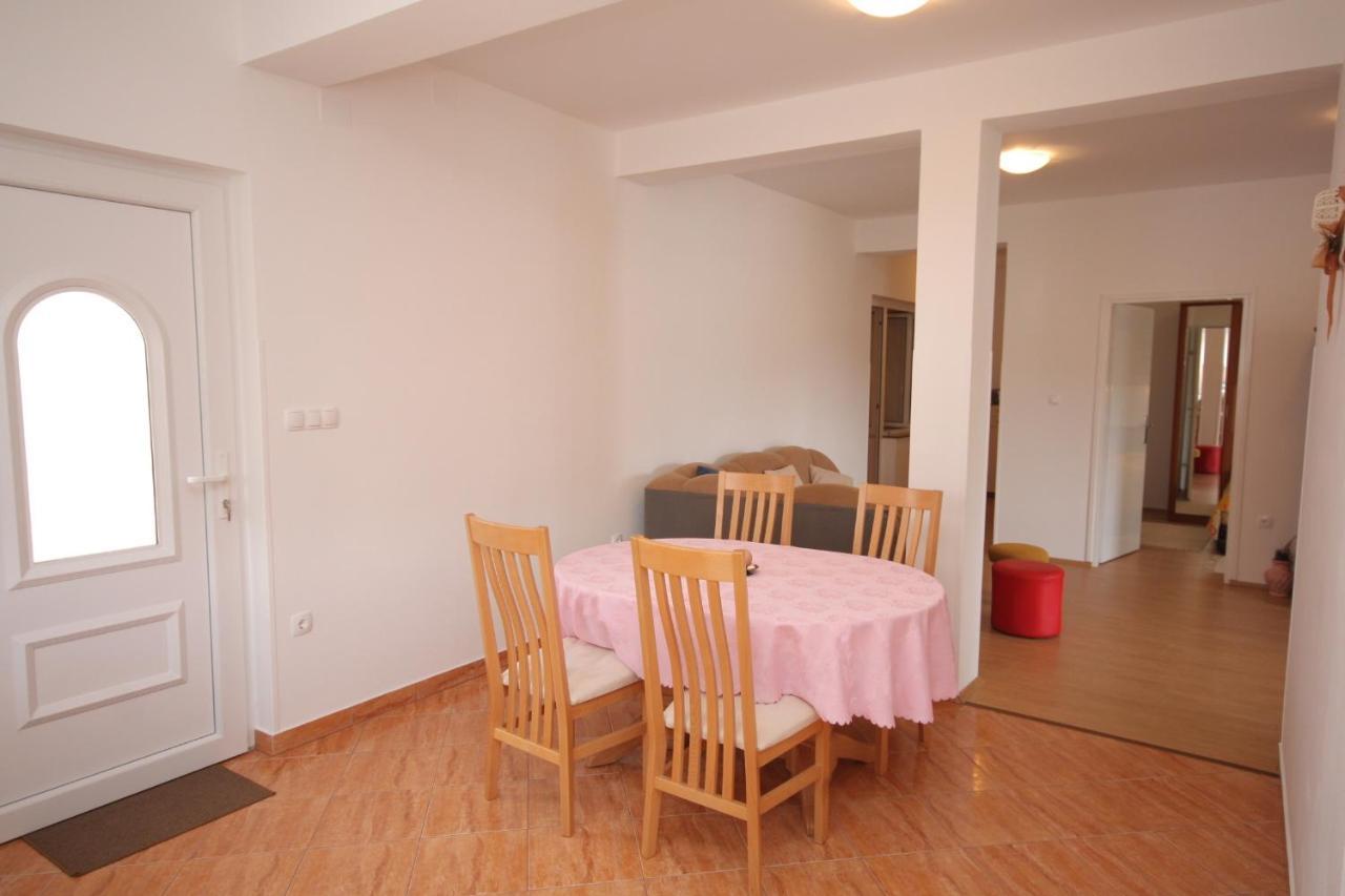 Apartment Supetarska Draga - Donja 2013B Buitenkant foto