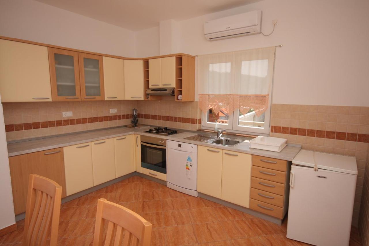 Apartment Supetarska Draga - Donja 2013B Buitenkant foto